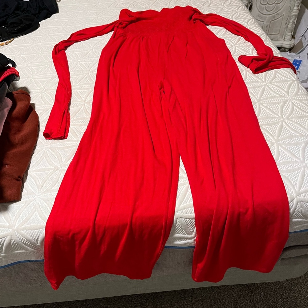 VENUS Red Wide-Leg Long-Sleeve Jumpsuit